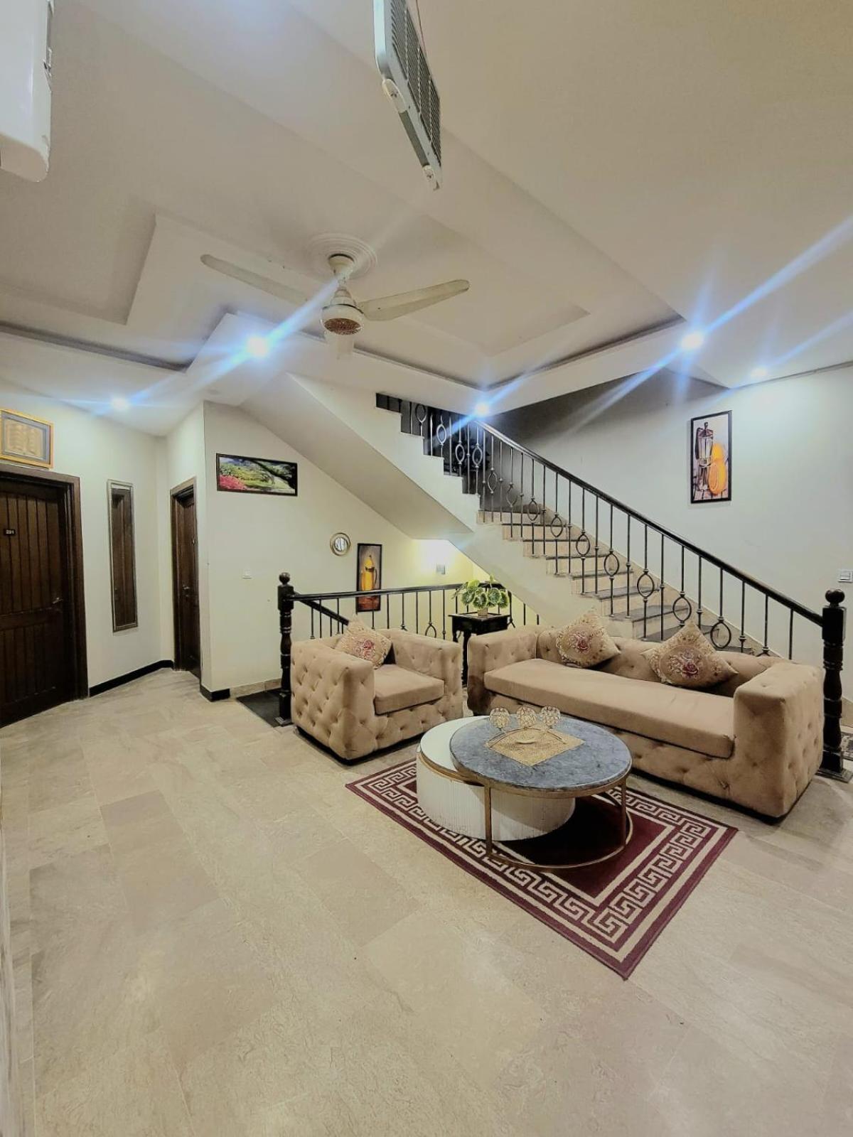 Dream Inn Guest House Islamabad Buitenkant foto